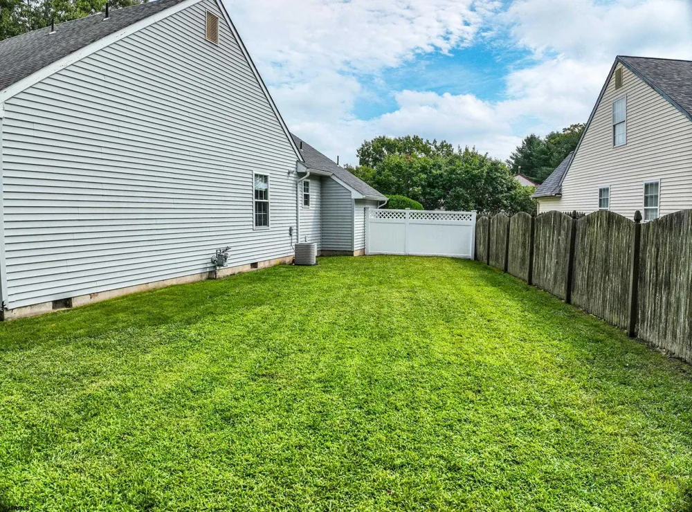 132 Rochelle Egg Harbor Township, NJ 08234