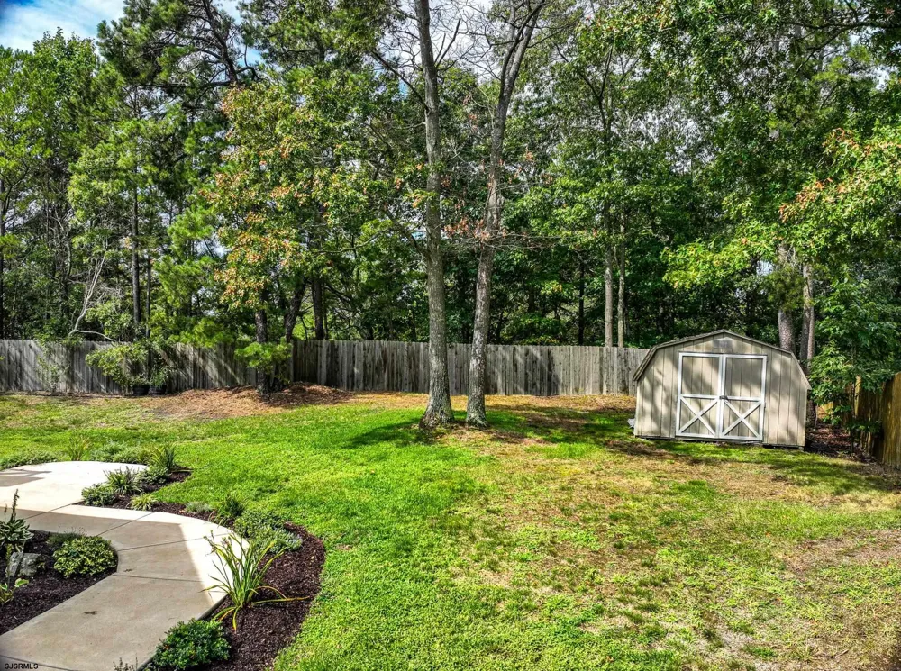 132 Rochelle Egg Harbor Township, NJ 08234