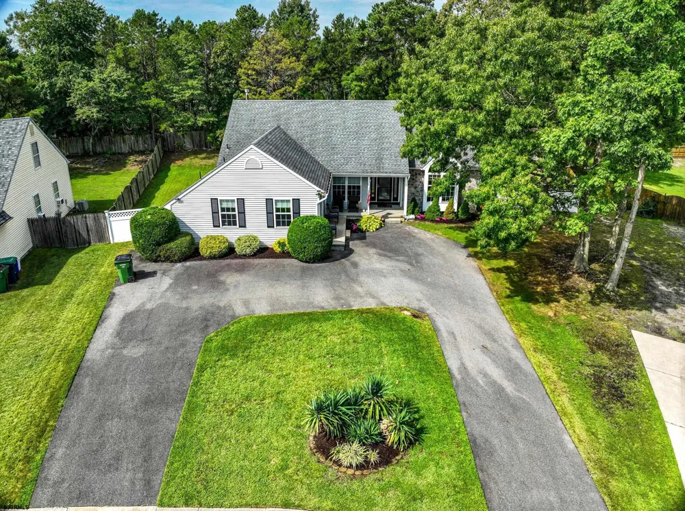 132 Rochelle Egg Harbor Township, NJ 08234