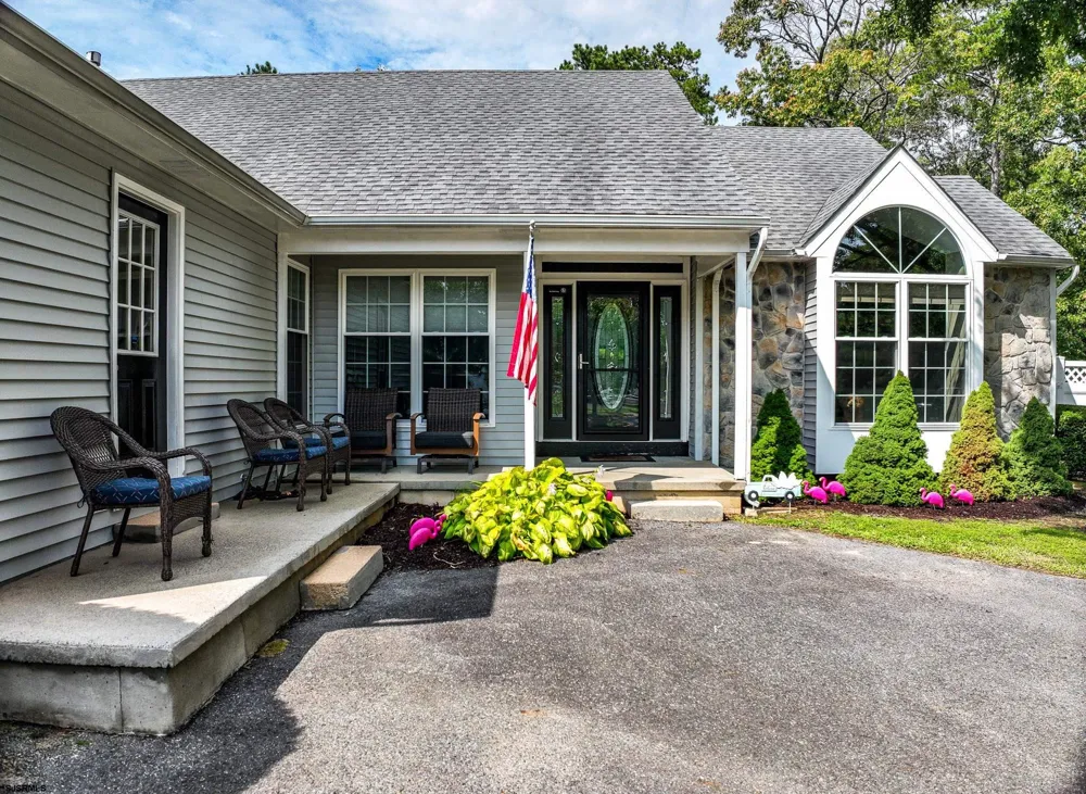 132 Rochelle Egg Harbor Township, NJ 08234