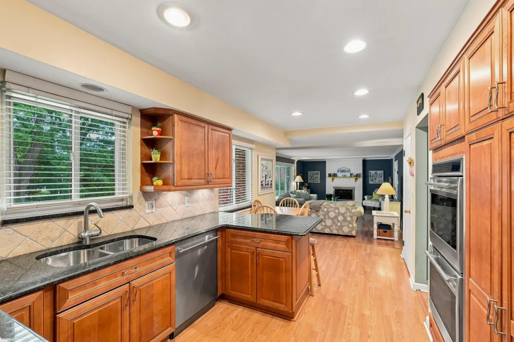 36724 Nantucket Court Clinton Charter Township, MI 48035