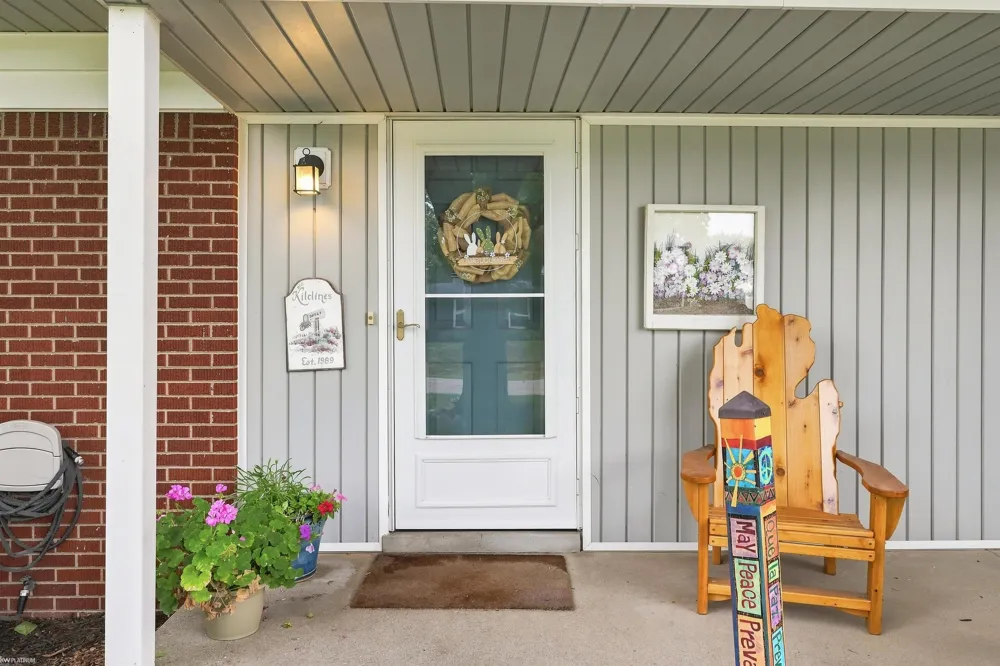 36724 Nantucket Court Clinton Charter Township, MI 48035