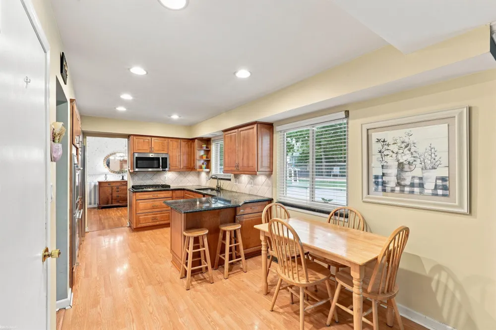 36724 Nantucket Court Clinton Charter Township, MI 48035
