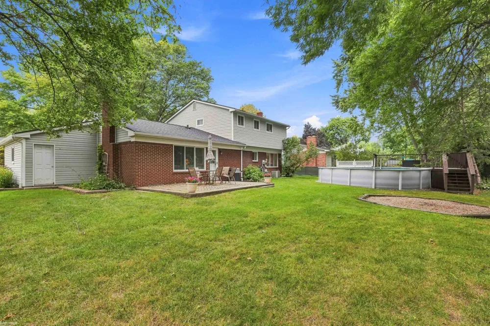 36724 Nantucket Court Clinton Charter Township, MI 48035