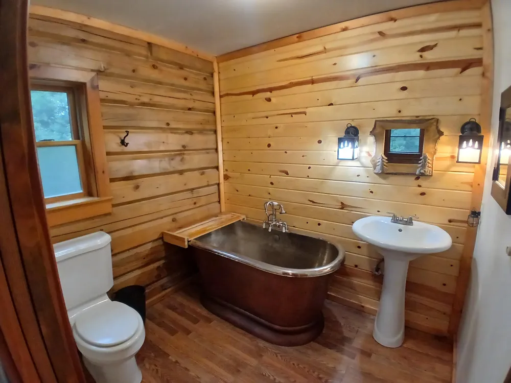 6085 W Storm Ridge Lane Hamlin Township, MI 49431