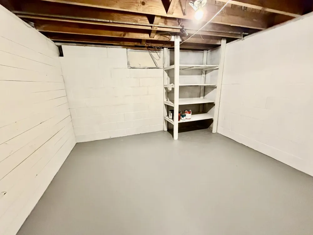 1318 Catherine Avenue Muskegon City, MI 49442