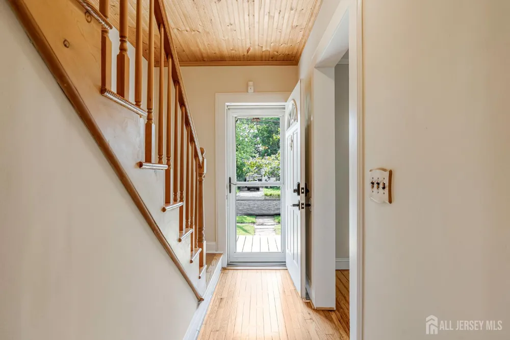 610 Front Street Dunellen, NJ 08812