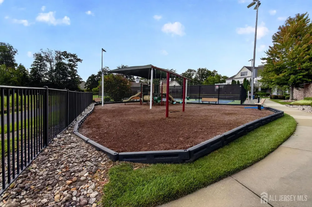 14 Crooked Stick Place Monroe, NJ 08831