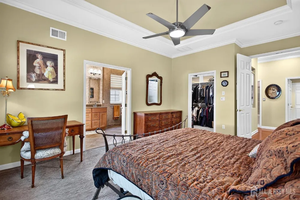 14 Crooked Stick Place Monroe, NJ 08831