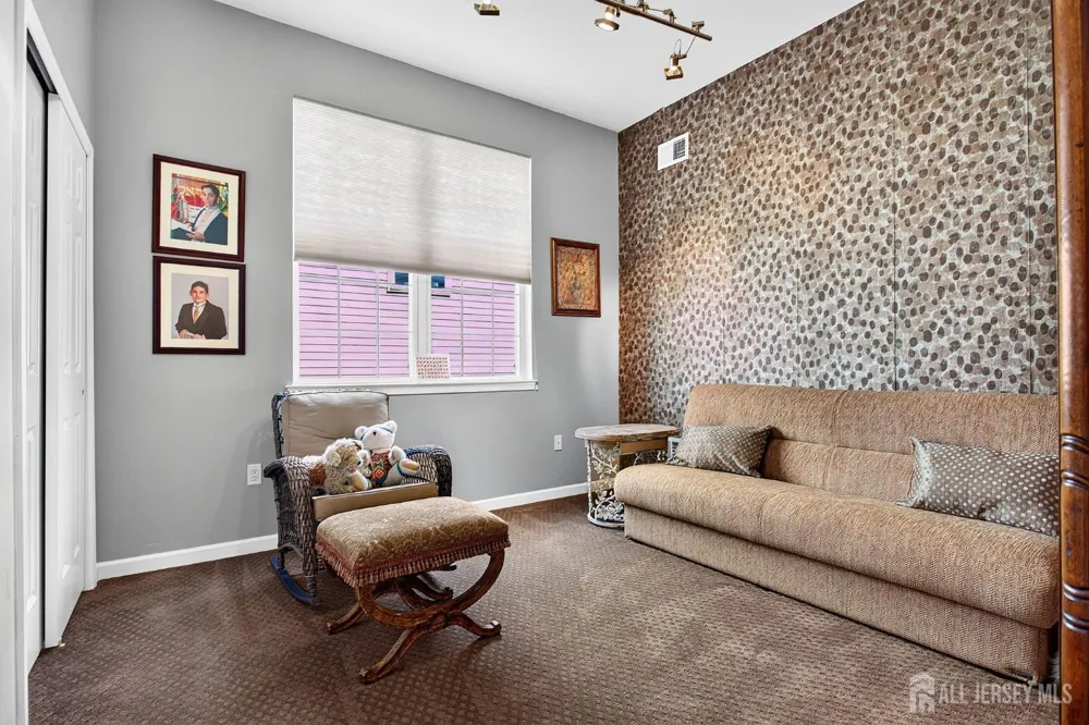 14 Crooked Stick Place Monroe, NJ 08831