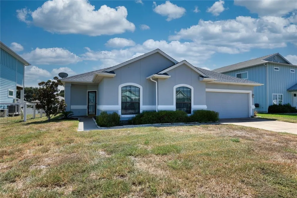 105 Windjammer Street Rockport, TX 78382