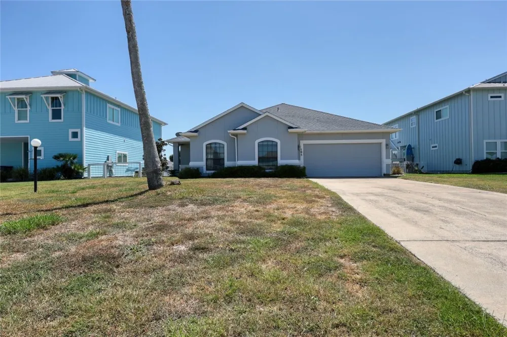 105 Windjammer Street Rockport, TX 78382