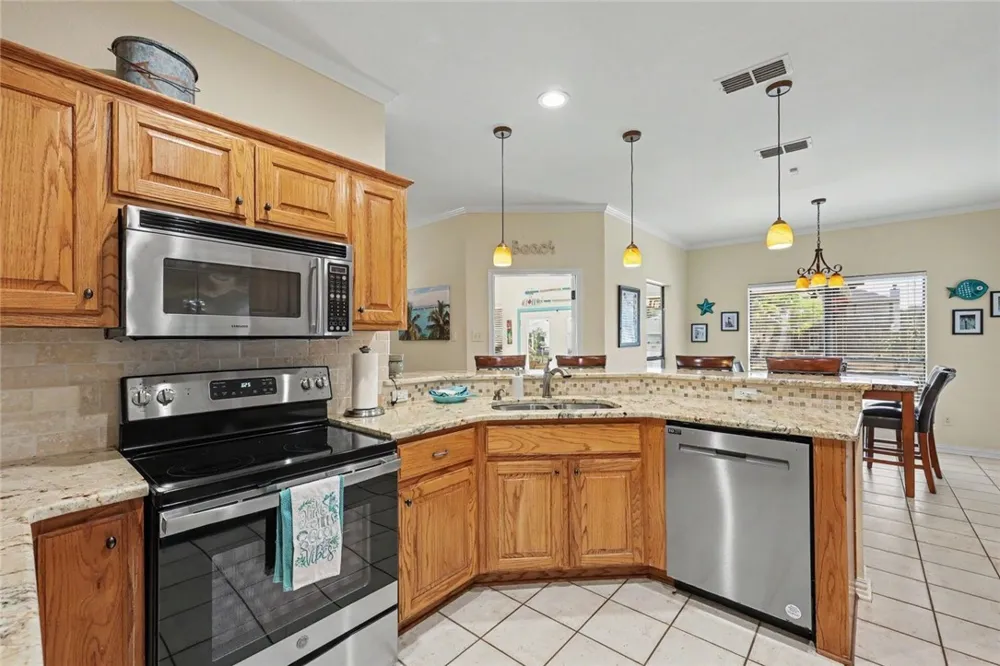 105 Windjammer Street Rockport, TX 78382