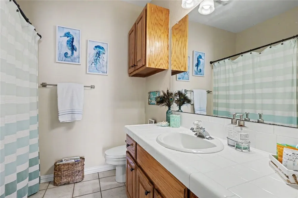 105 Windjammer Street Rockport, TX 78382