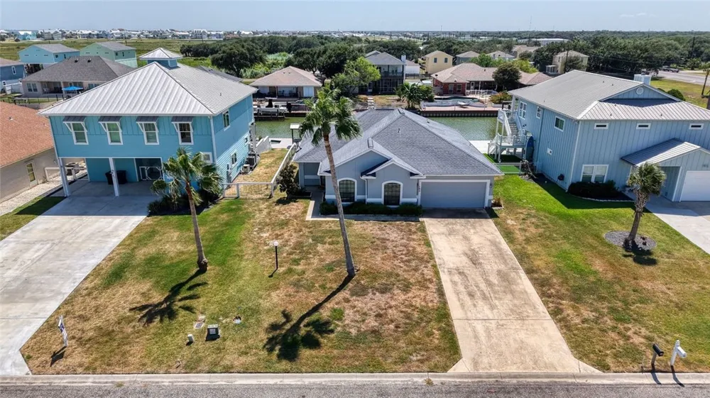 105 Windjammer Street Rockport, TX 78382