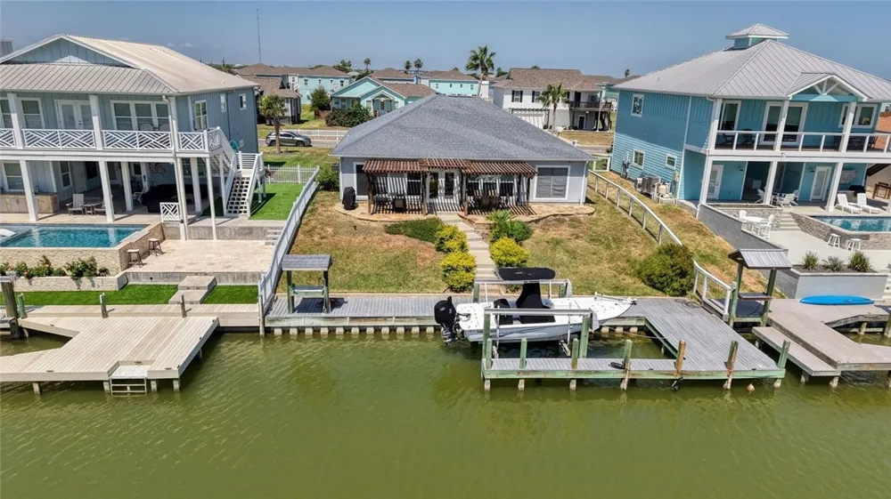 105 Windjammer Street Rockport, TX 78382