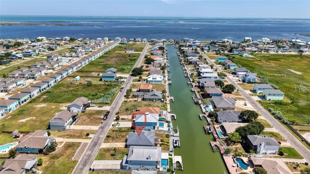 105 Windjammer Street Rockport, TX 78382