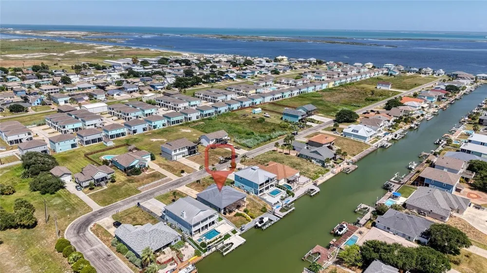 105 Windjammer Street Rockport, TX 78382