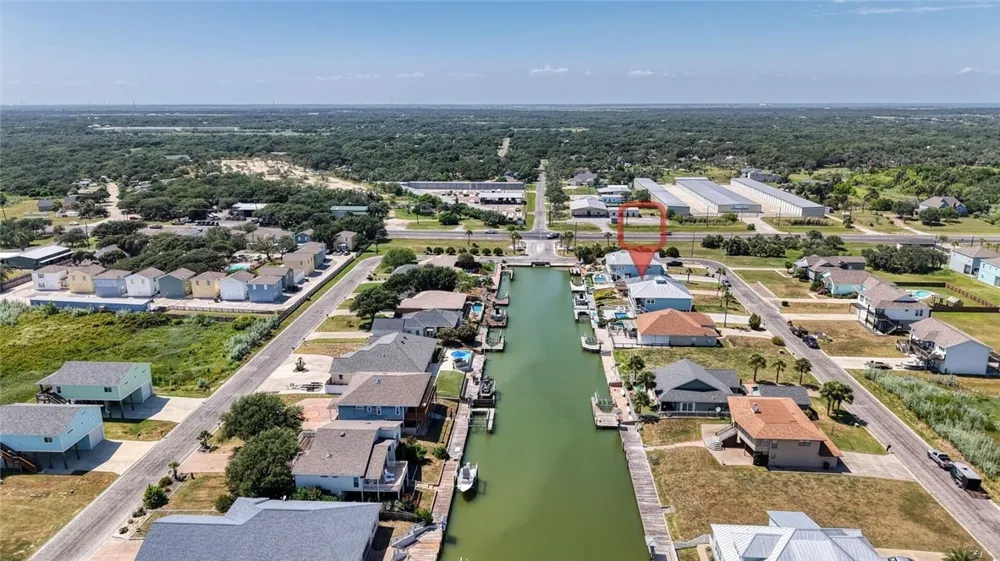 105 Windjammer Street Rockport, TX 78382