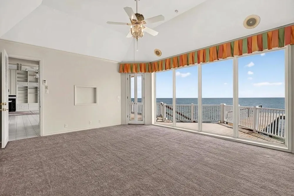 1840 Bay Shore Drive Rockport, TX 78382