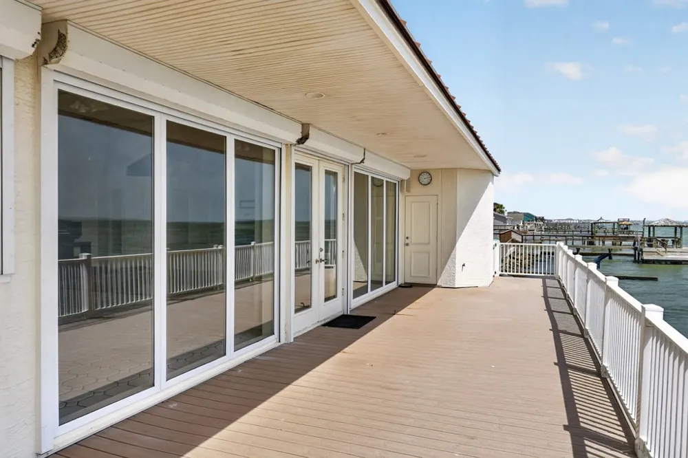 1840 Bay Shore Drive Rockport, TX 78382
