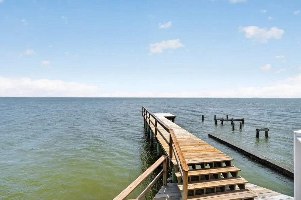 1840 Bay Shore Drive Rockport, TX 78382