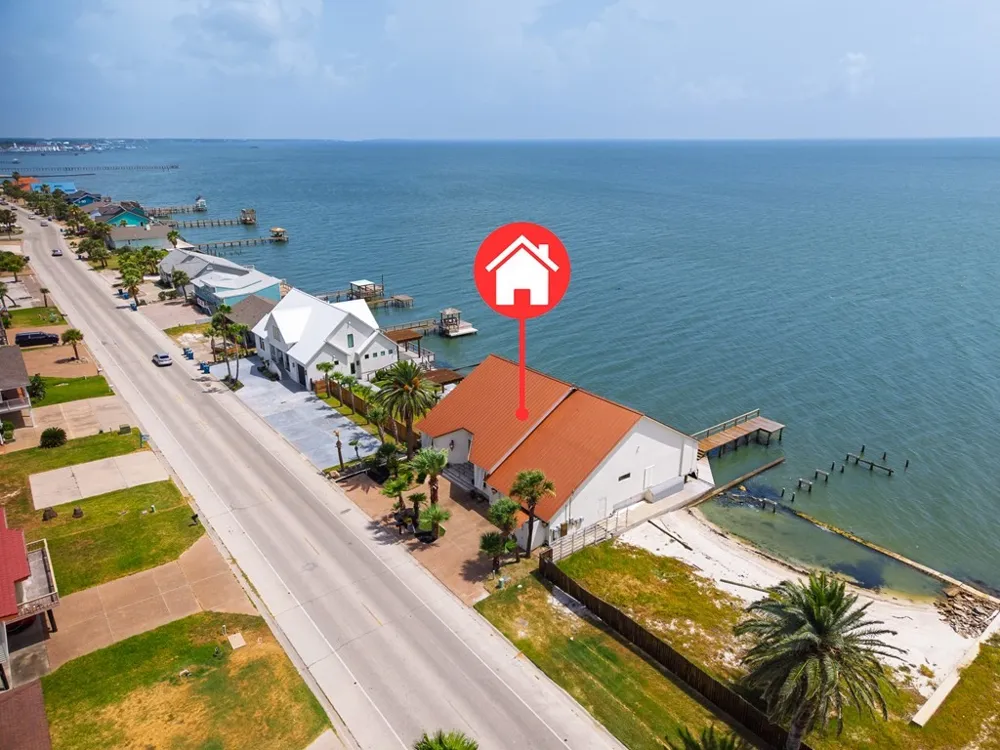 1840 Bay Shore Drive Rockport, TX 78382