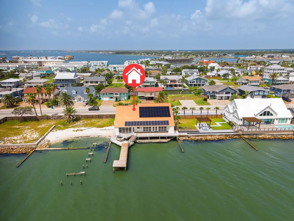 1840 Bay Shore Drive Rockport, TX 78382
