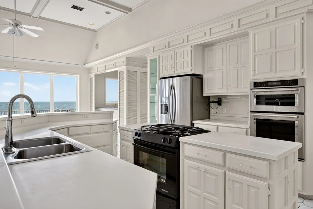 1840 Bay Shore Drive Rockport, TX 78382