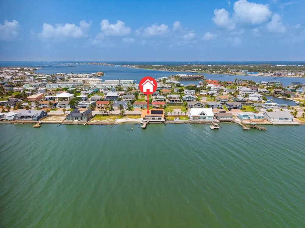 1840 Bay Shore Drive Rockport, TX 78382