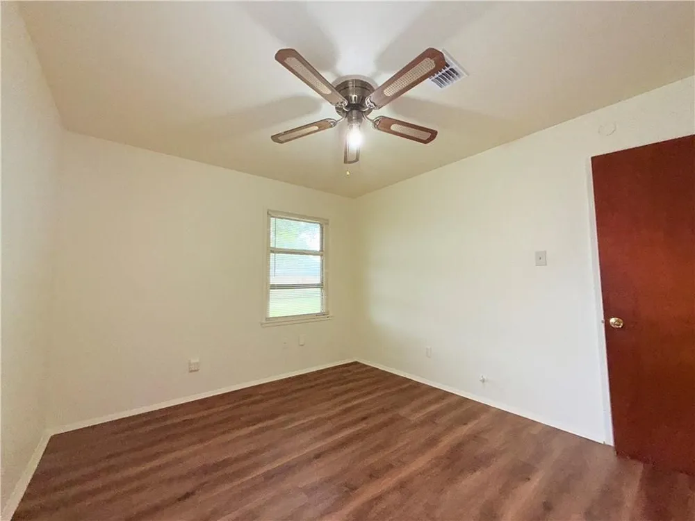 4725 Wynona Drive Corpus Christi, TX 78411