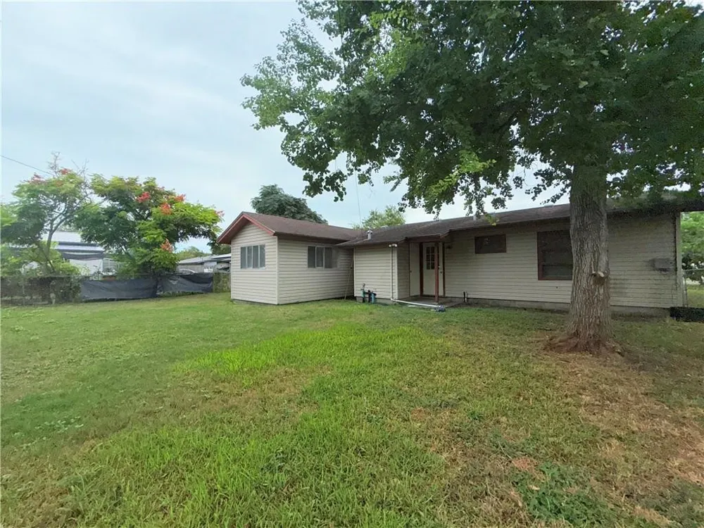 4725 Wynona Drive Corpus Christi, TX 78411
