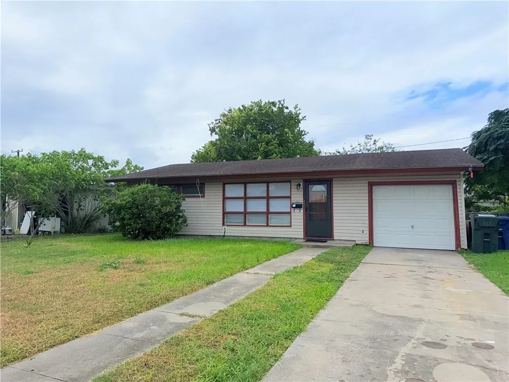 4725 Wynona Drive Corpus Christi, TX 78411