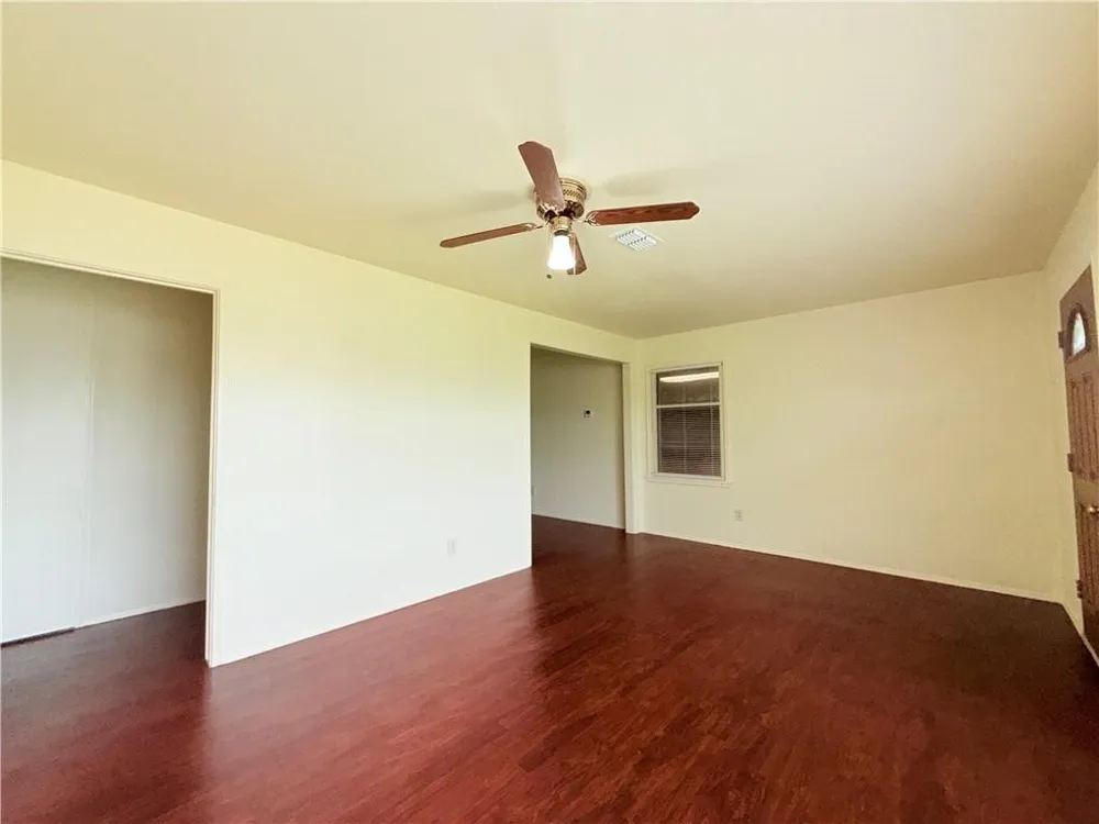 4725 Wynona Drive Corpus Christi, TX 78411