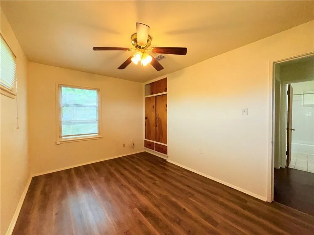 4725 Wynona Drive Corpus Christi, TX 78411