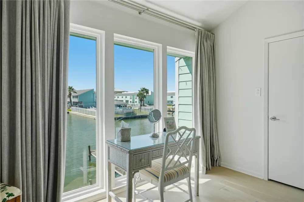 406 Nassau Drive #406 Rockport, TX 78382