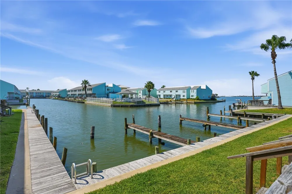 406 Nassau Drive #406 Rockport, TX 78382