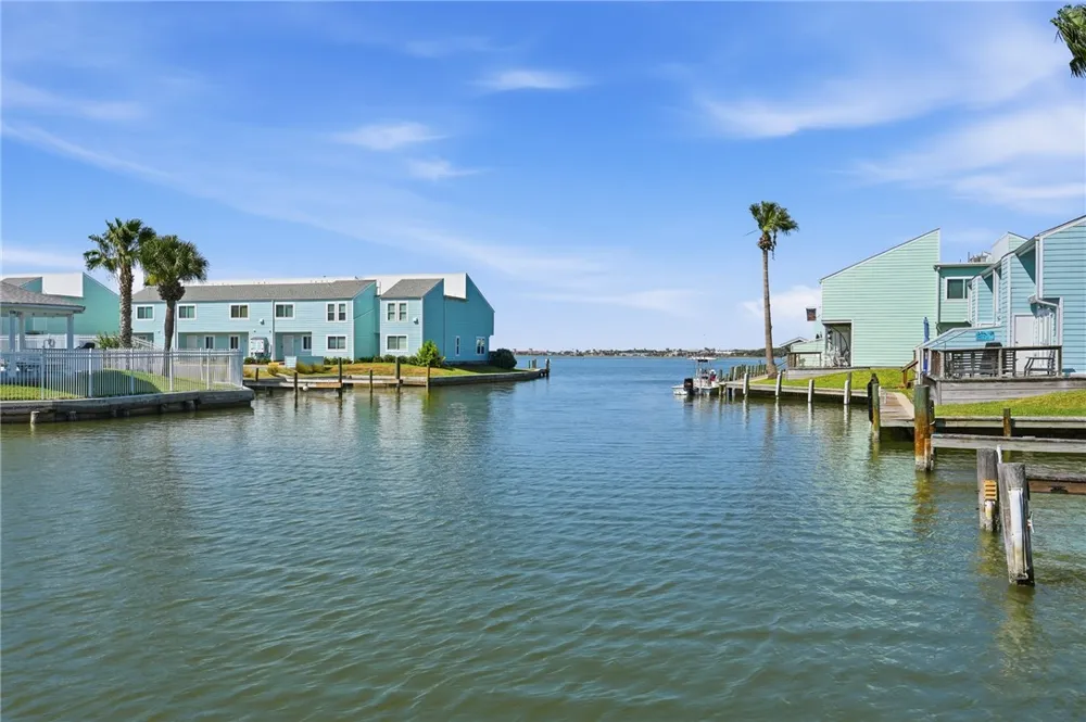 406 Nassau Drive #406 Rockport, TX 78382