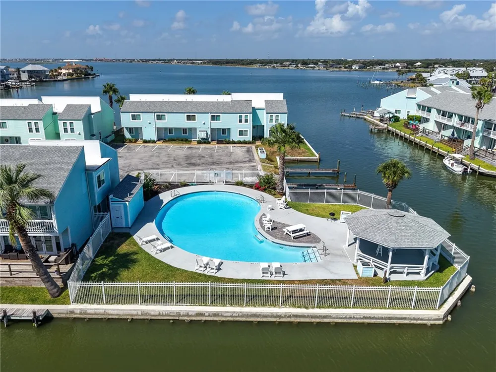 406 Nassau Drive #406 Rockport, TX 78382