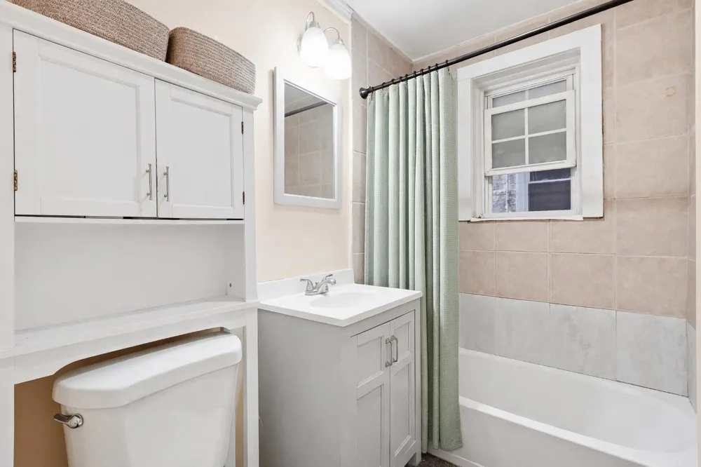 325 79TH ST North Bergen, NJ 07047