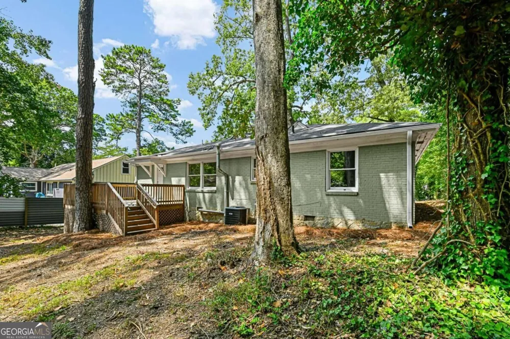 2580 Cascade RD SW Atlanta, GA 30311