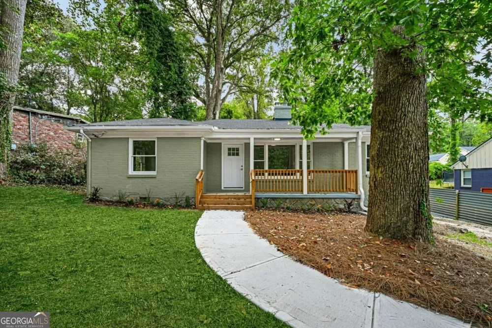 2580 Cascade RD SW Atlanta, GA 30311