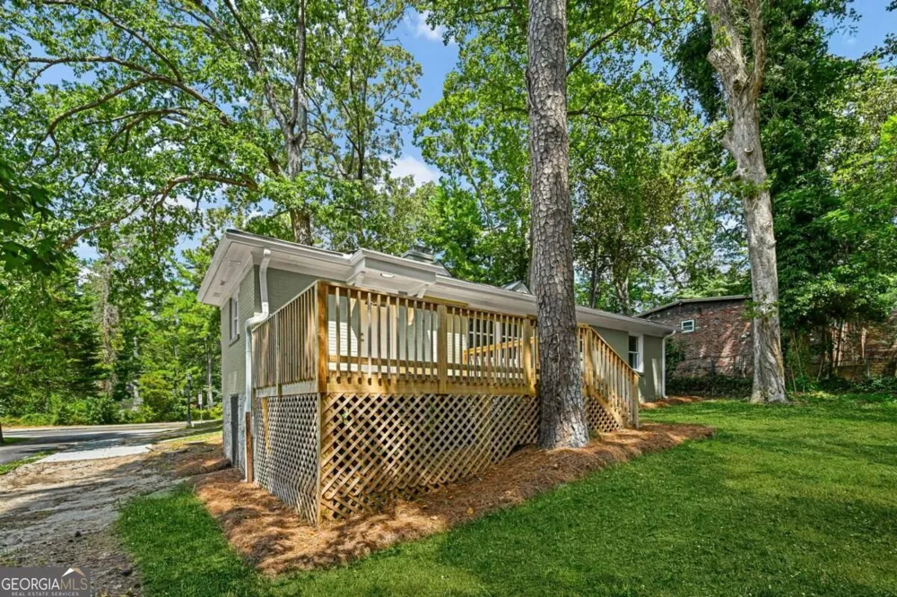 2580 Cascade RD SW Atlanta, GA 30311