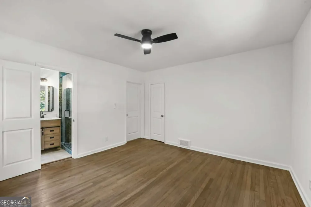 2580 Cascade RD SW Atlanta, GA 30311