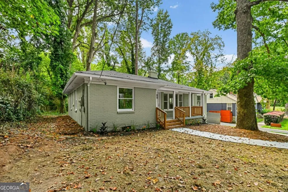 2580 Cascade RD SW Atlanta, GA 30311