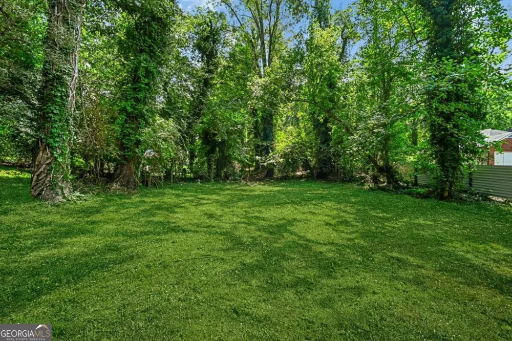 2580 Cascade RD SW Atlanta, GA 30311