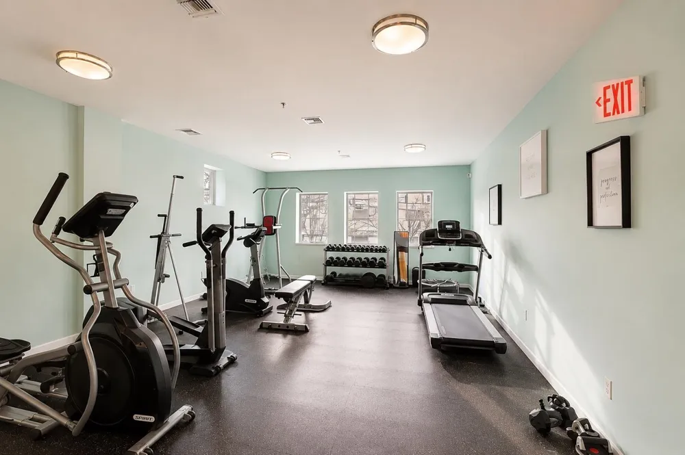 135 38TH ST Union City, NJ 07661