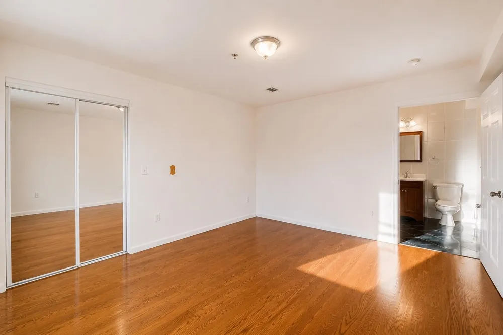 135 38TH ST Union City, NJ 07661