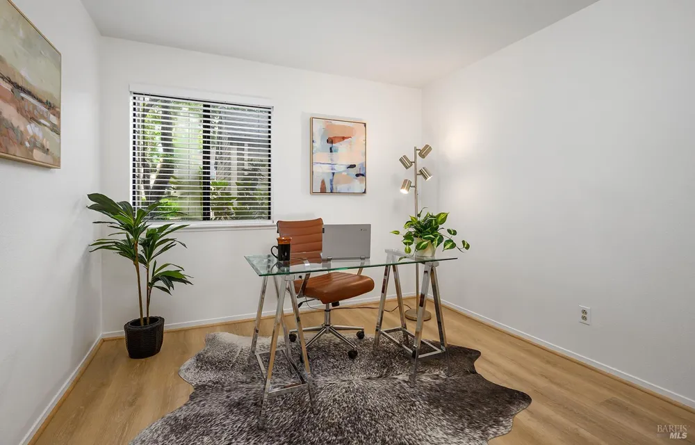 425 Mission Boulevard Santa Rosa, CA 95409