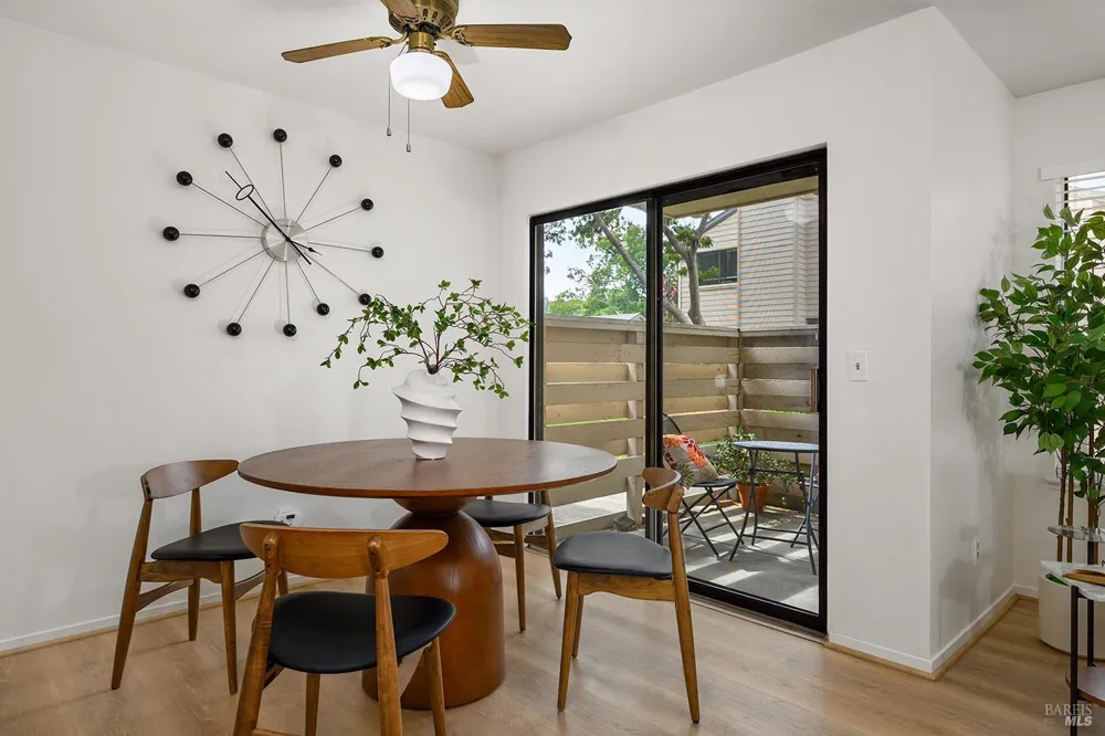 425 Mission Boulevard Santa Rosa, CA 95409